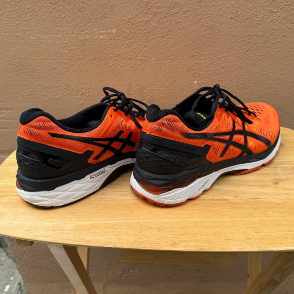 Asics Gel-Kayano 23, size 13 - Picture 3 of 7